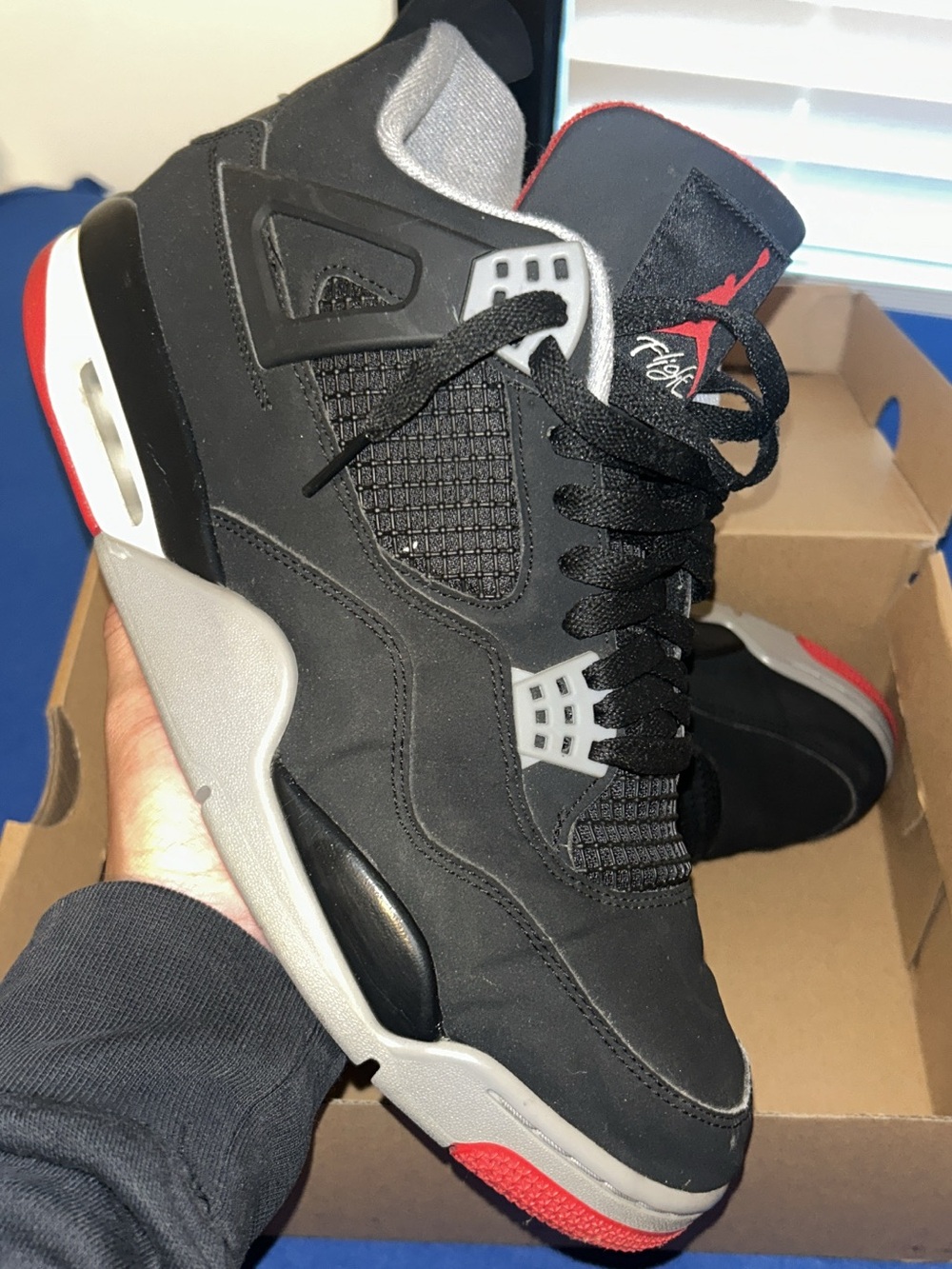 2019 Air Jordan 4 Retro "Bred"
